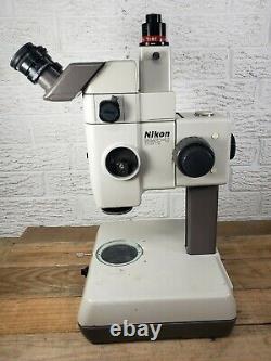 Nikon SMZ-U Stereoscopic Zoom Microscope ED Plan 1X UW10xa/24 lighted base C1