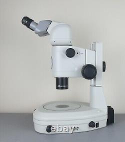 Nikon SMZ1500 Dark Field Microscope wt Ergo Head, Illuminated Base & Plan Apo 1x