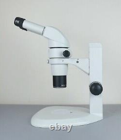 Nikon SMZ800 Microscope with Nikon 10x/22 Eyepieces Plan 1x Objective and Stand